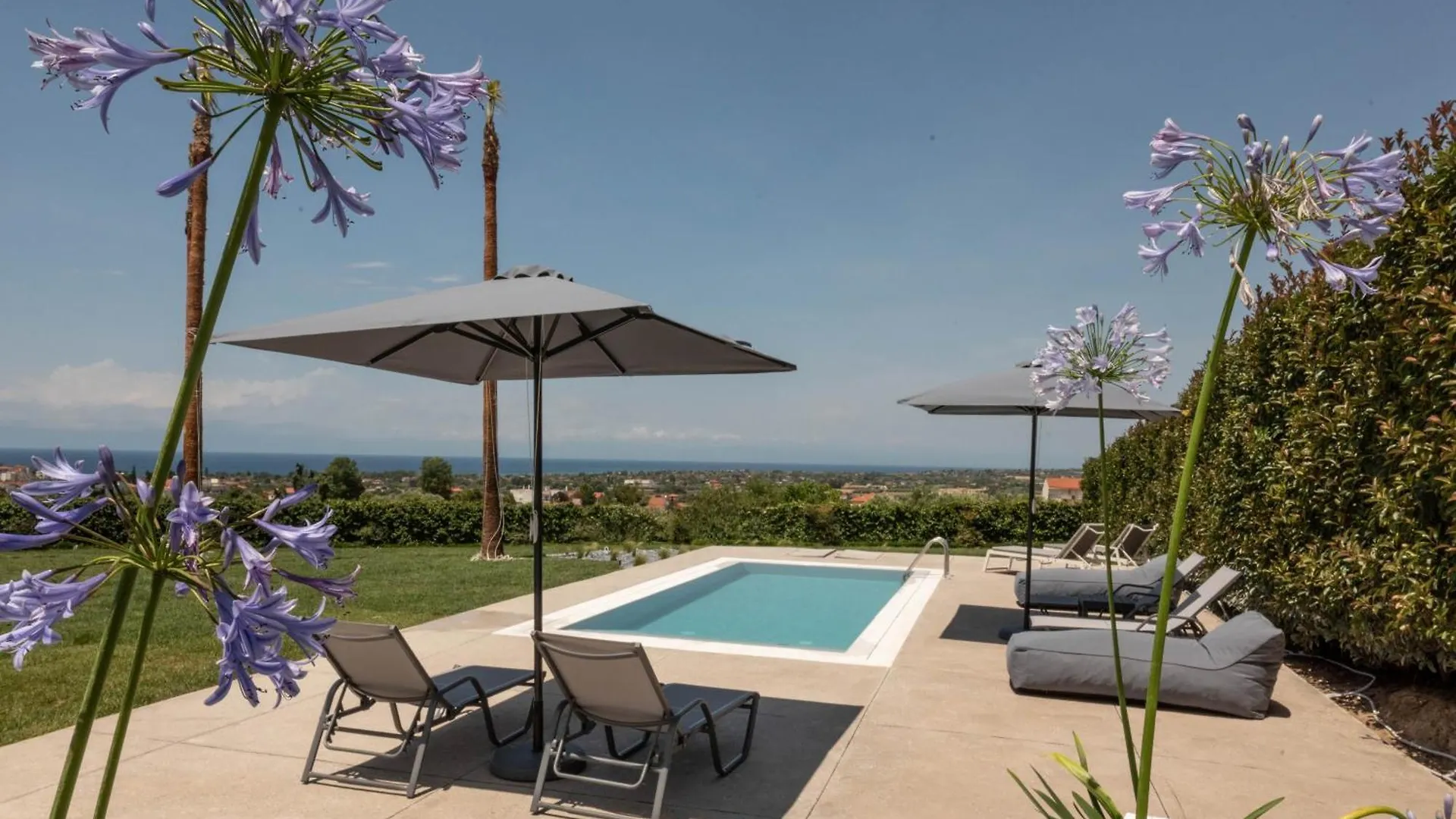 Palma Villa & Suite With Pool Nea Kallikrateia 0*,  Greece