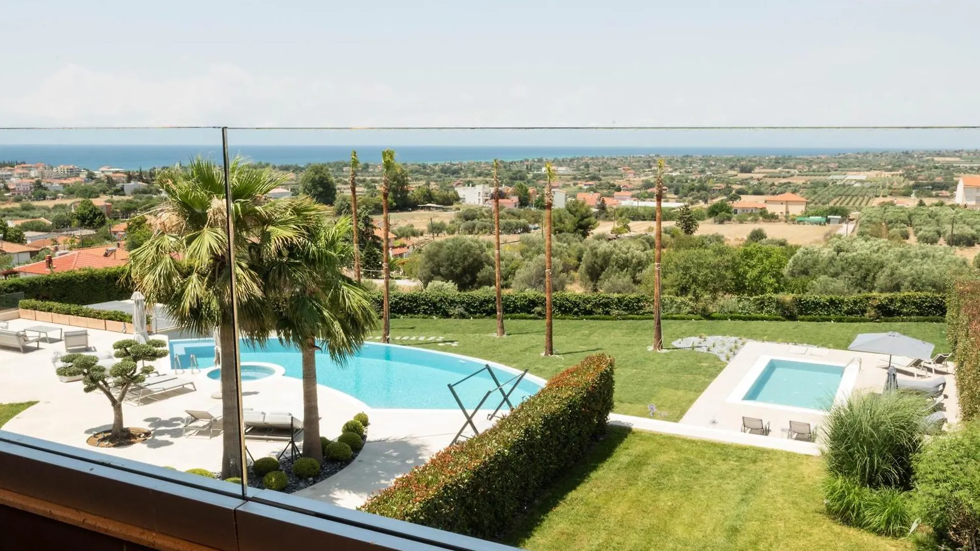Palma Villa & Suite With Pool Nea Kallikrateia Apartment
