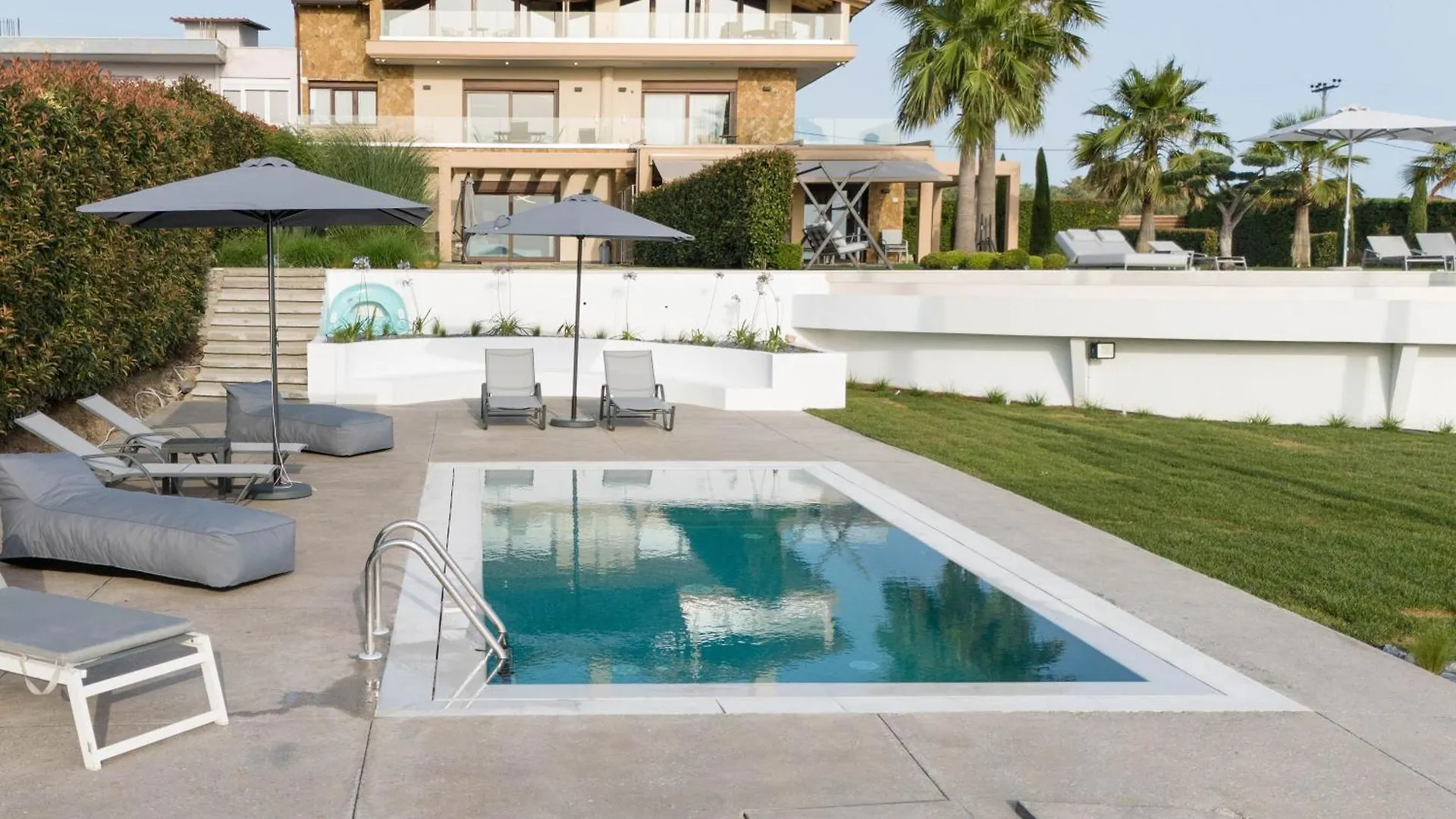 Apartment Palma Villa & Suite With Pool Nea Kallikrateia Greece