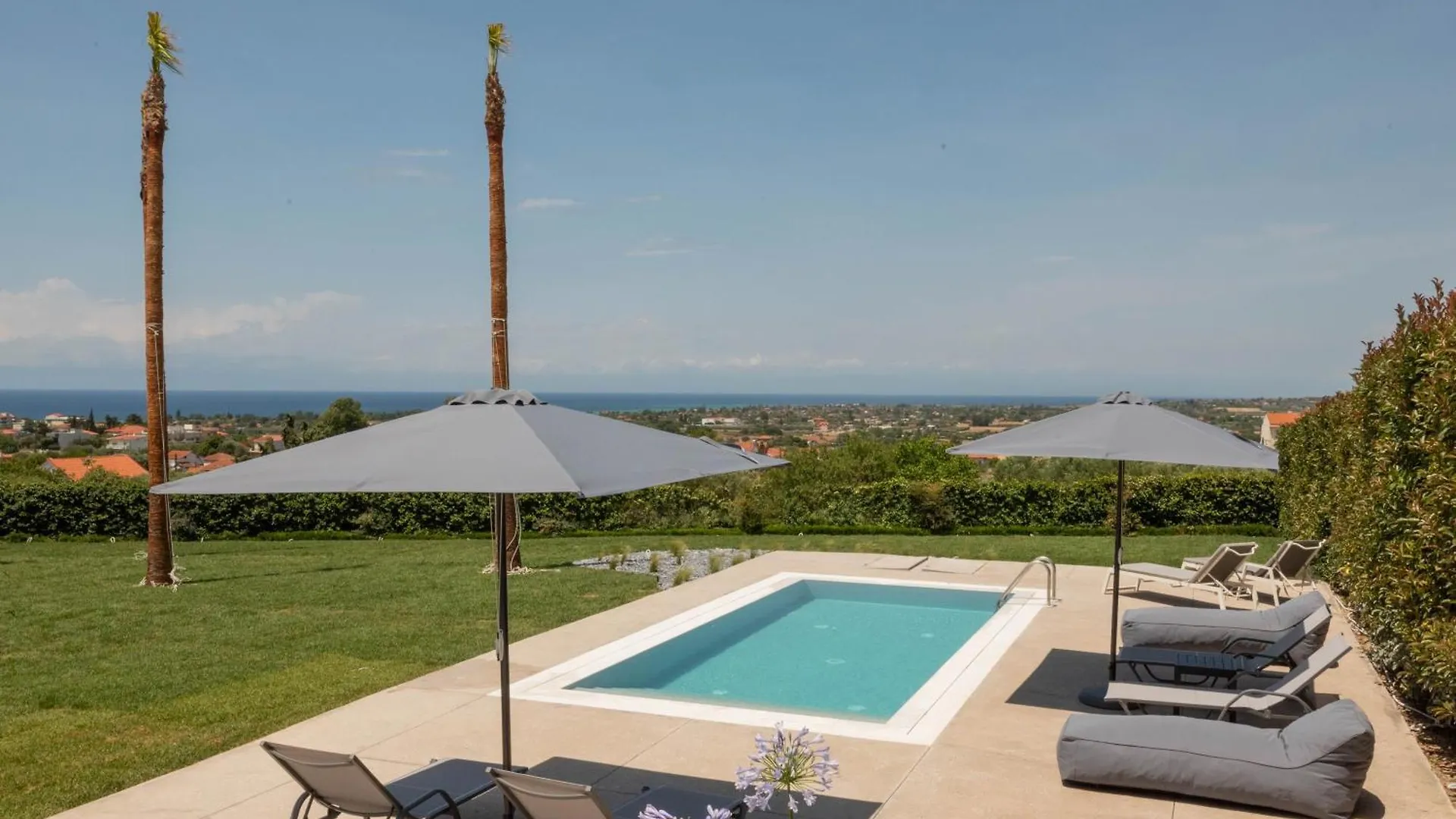 Palma Villa & Suite With Pool Nea Kallikrateia